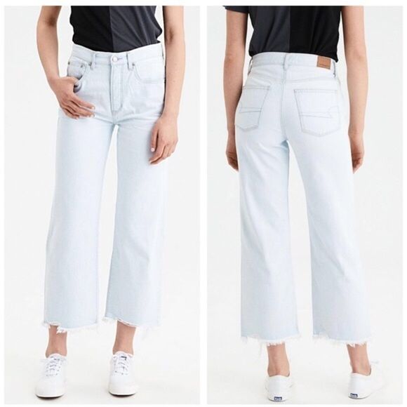 American Eagle Outfitters Light Blue Flare Jeans - Picture 1 of 10